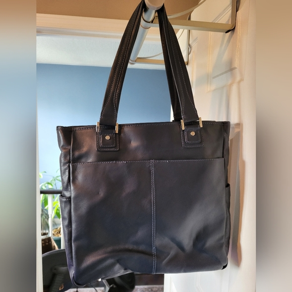 Authentic Danier laptop bag, never used, dusty blue colour 13x13x3 - Picture 2 of 5